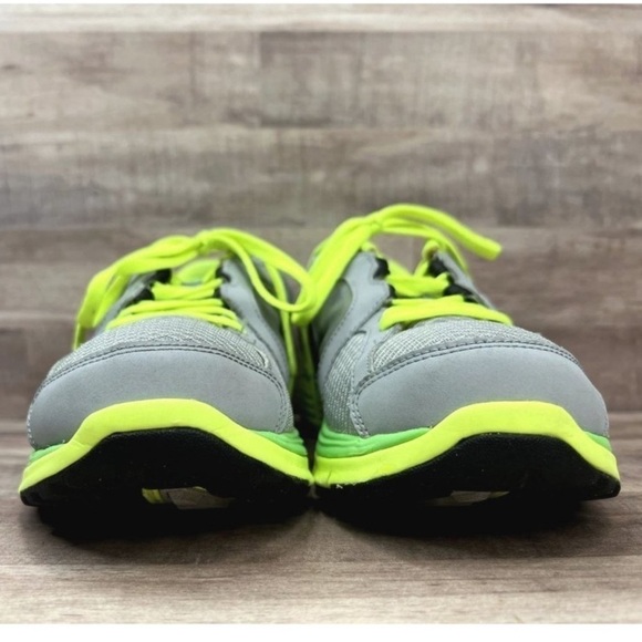 Nike Dual Fusion Run 525760-009 Gray Neon Running Shoes Sneakers Size 6Y - Picture 5 of 8